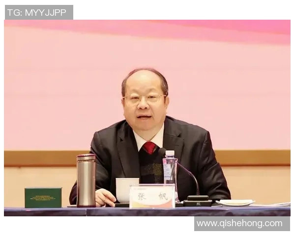 张帆的奋斗历程与人生哲学：从平凡到卓越的成长之路