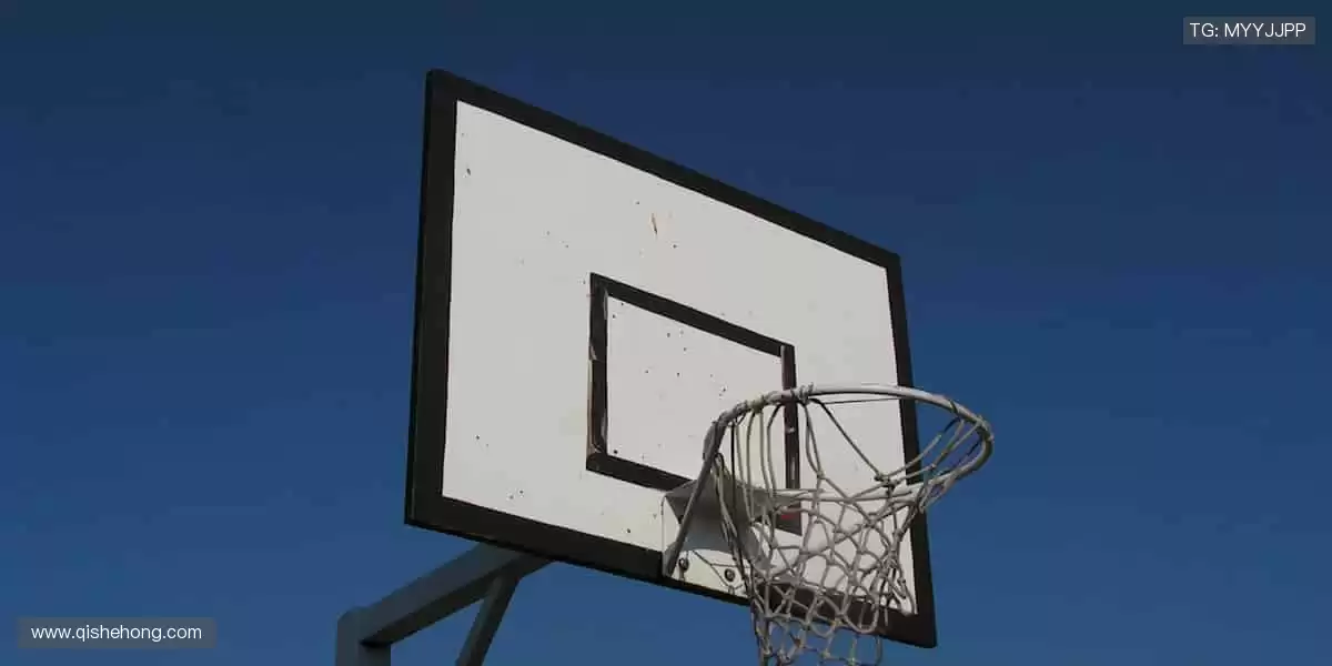 挑战极限的瞬间，直播见证你的高光时刻！✨